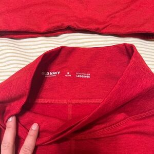 Old Navy CloudComfy Amaryllis set